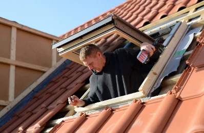 Pose de fenêtres de toit Velux à Montmoreau